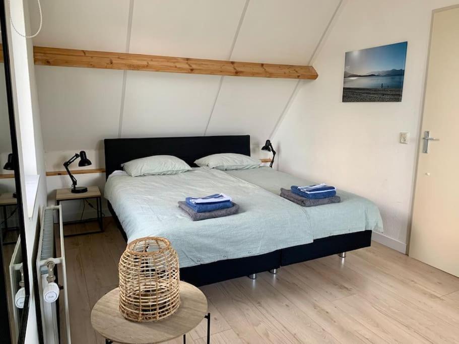 Huebsches Ferienhaus In Ouddorp - Fusslaeufig Zum Strand Und Zentrum Zewnętrze zdjęcie