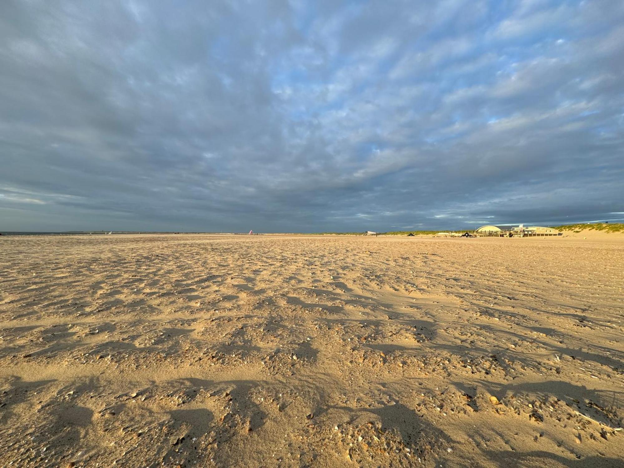 Huebsches Ferienhaus In Ouddorp - Fusslaeufig Zum Strand Und Zentrum Zewnętrze zdjęcie