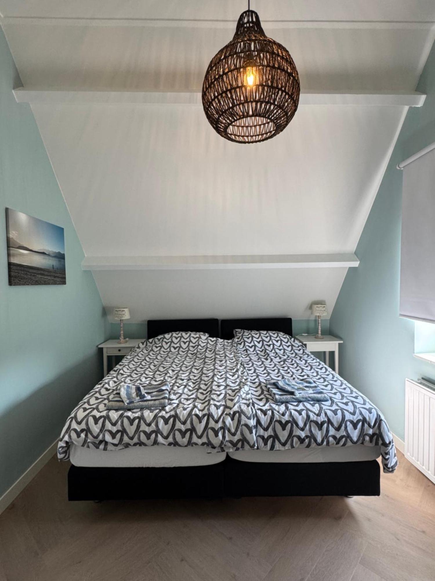 Huebsches Ferienhaus In Ouddorp - Fusslaeufig Zum Strand Und Zentrum Zewnętrze zdjęcie